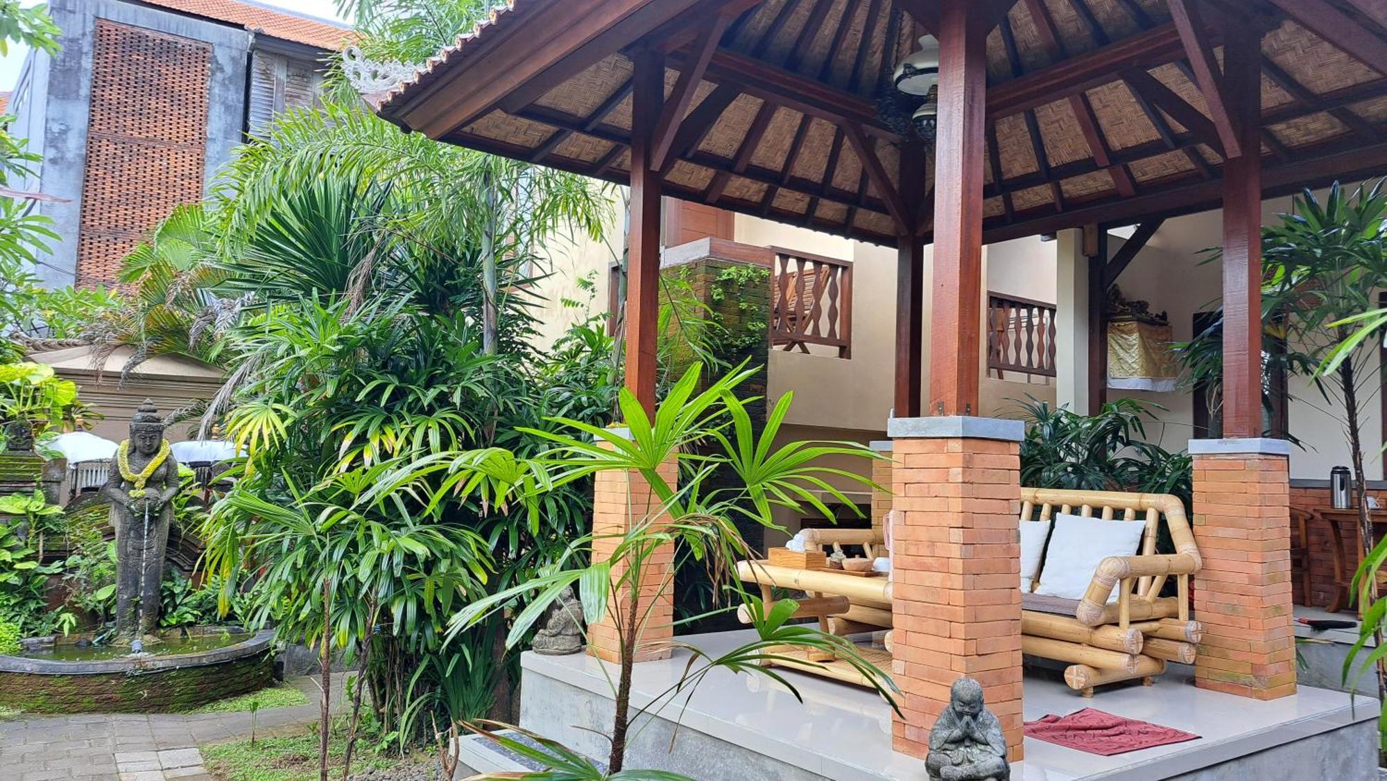 Hotel Sahadewa House Ubud Exterior foto